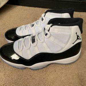 Air Jordan 11 Retro Concord